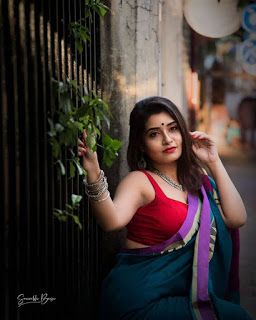 রিসোর্টে স্বামীকে দিয়ে বান্ধবীদের চোদানোর গল্প - bandhobi chodar kahini
