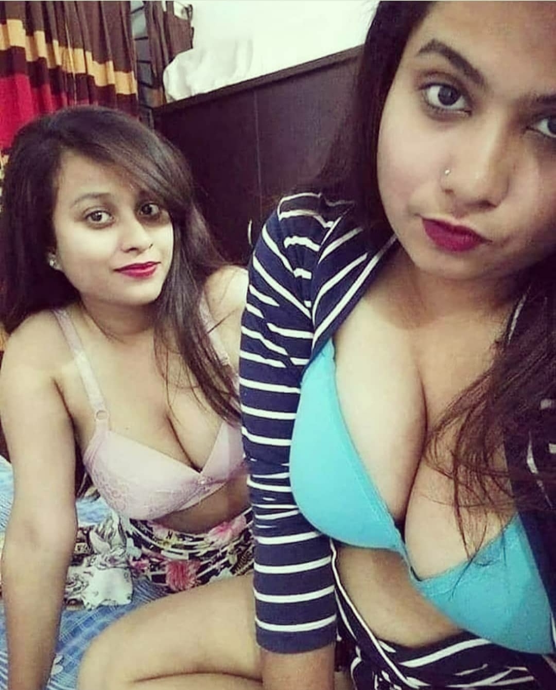 বউ ও বউয়ের বান্ধবীকে সাথে নিয়ে থ্রিসাম চোদাচুদি choti stories